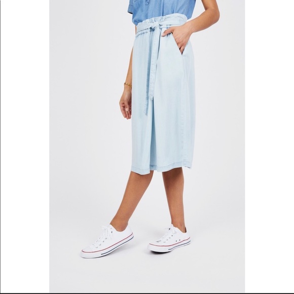 Philosophy Chambray Midi Skirt - High Waisted Blue - Picture 3 of 3